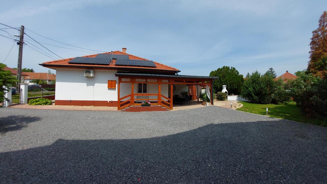 Tulipán Vendégház Sárospatak Exterior foto